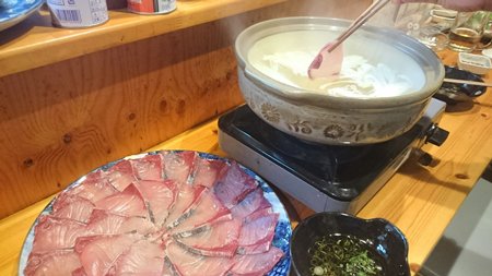 ブリのしゃぶしゃぶは最高！酒肴えんや