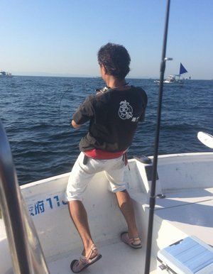 タチウオ釣り フッキング ファイト！